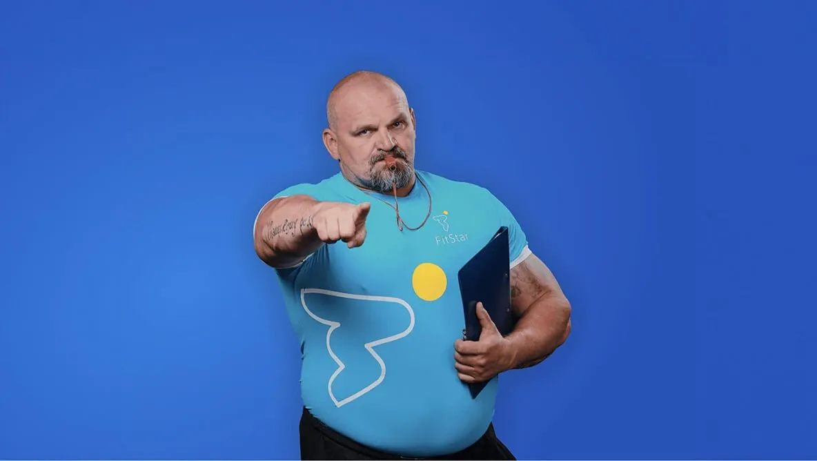 Фітнес-тренер FitStar мотивує до занять